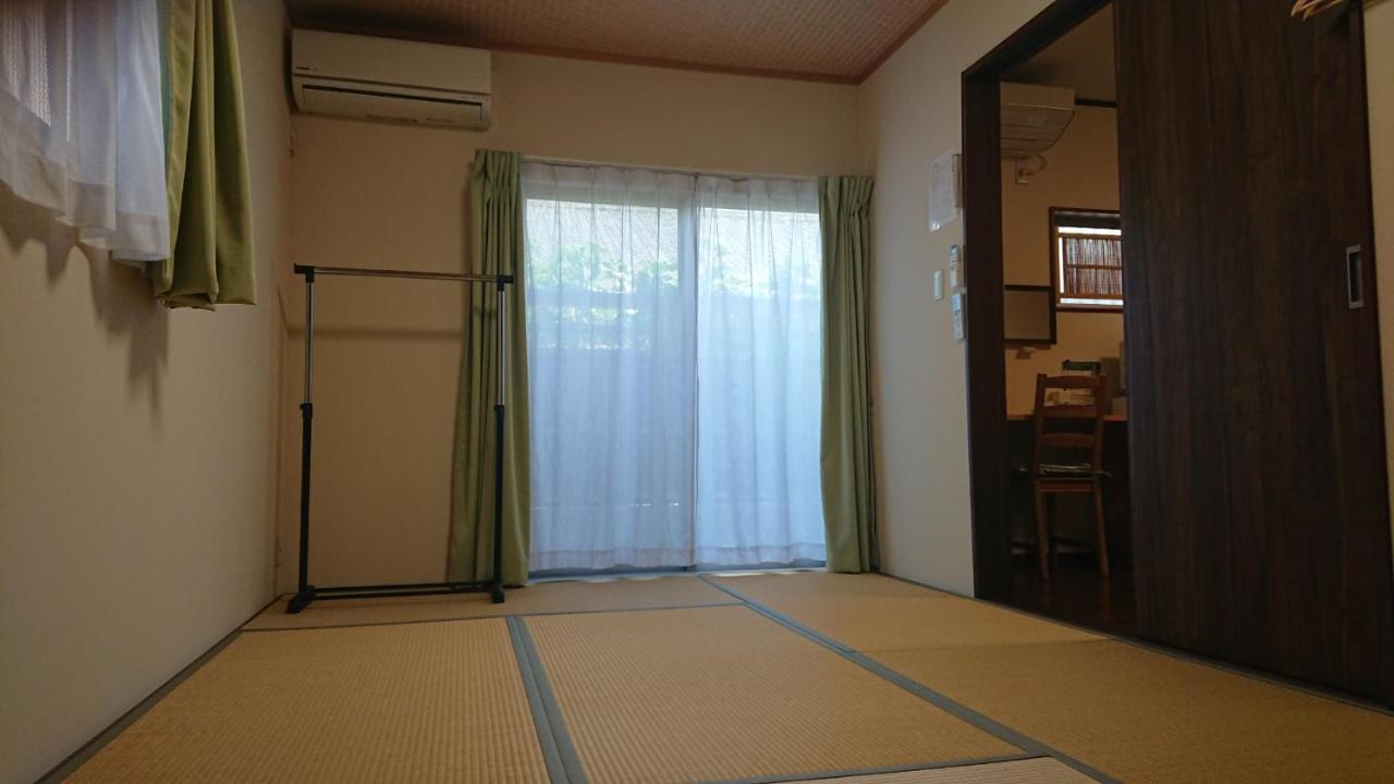 קיוטו 桃山ゲストハウス おかだ מראה חיצוני תמונה